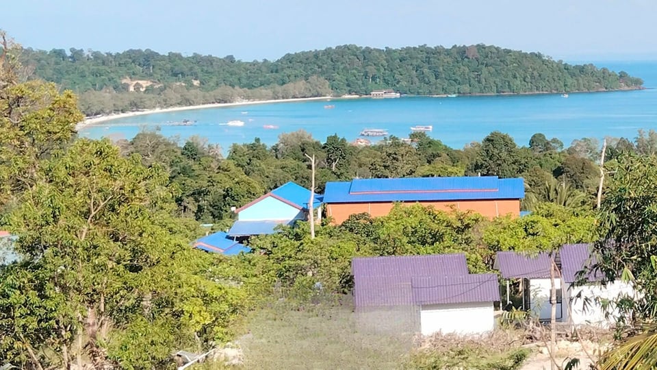 Walking Street Sea-View Plot — Long Set Beach, Koh Rong